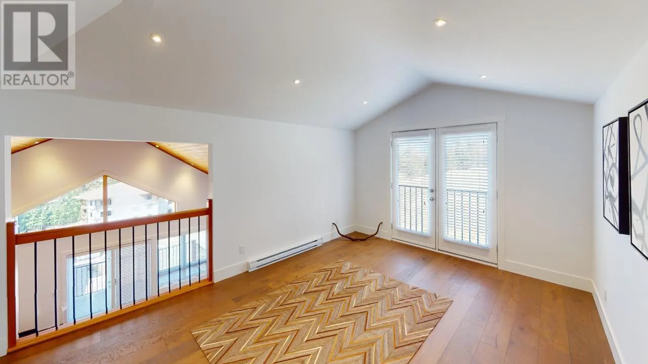 7291 PROSPECTOR Avenue Unit# 105