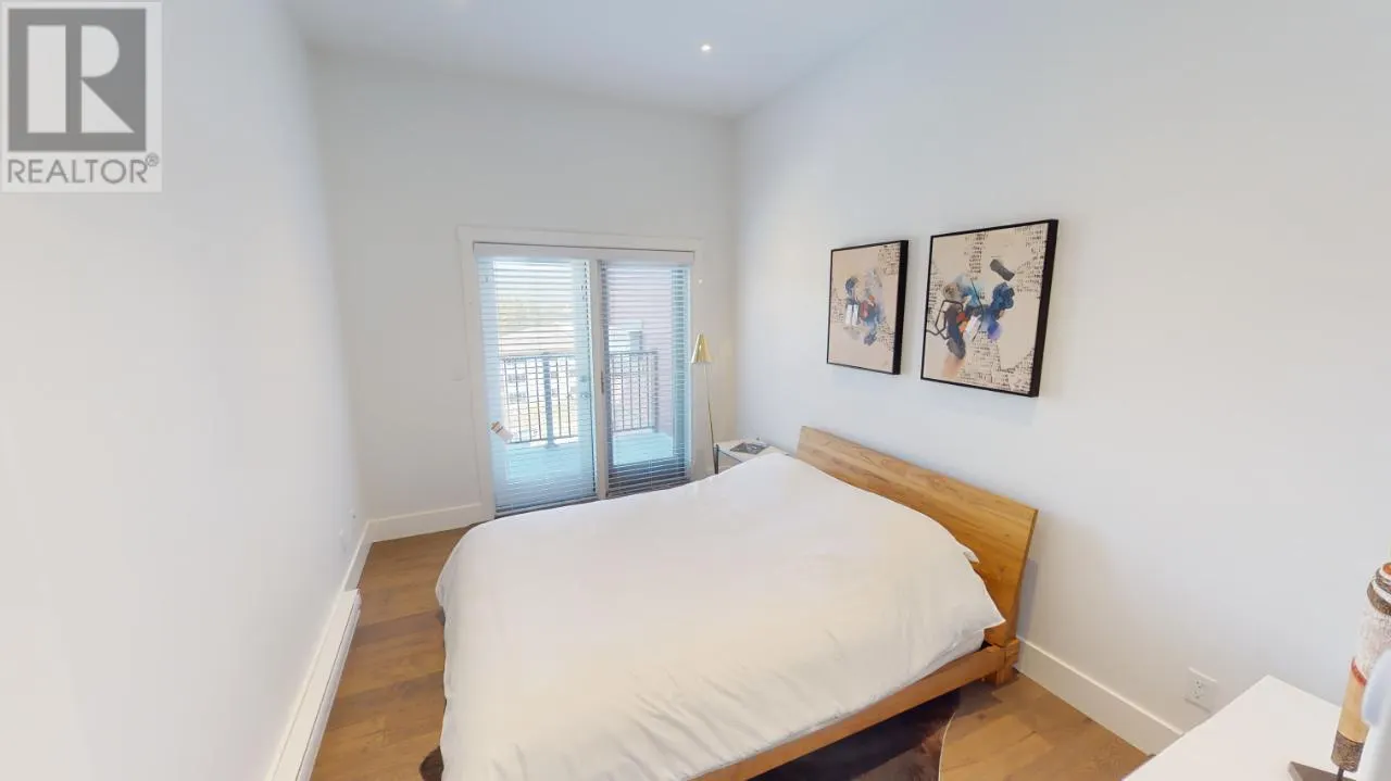 7291 PROSPECTOR Avenue Unit# 105