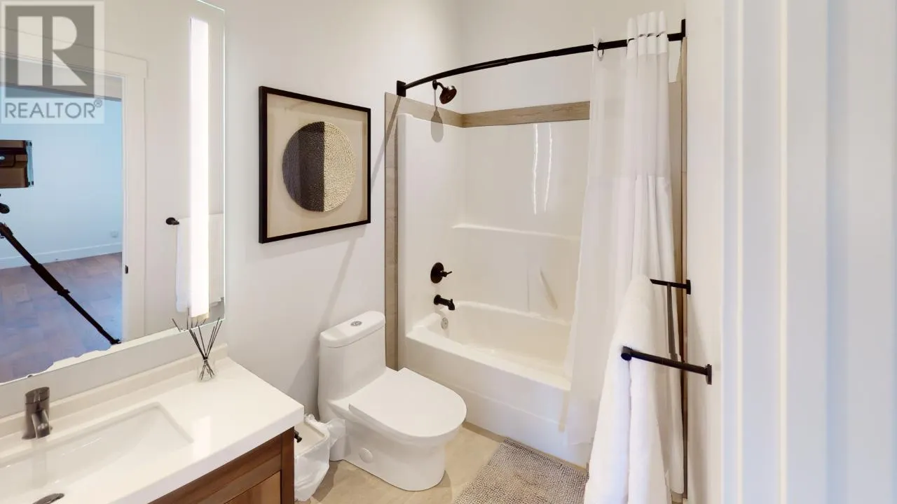 7291 PROSPECTOR Avenue Unit# 105