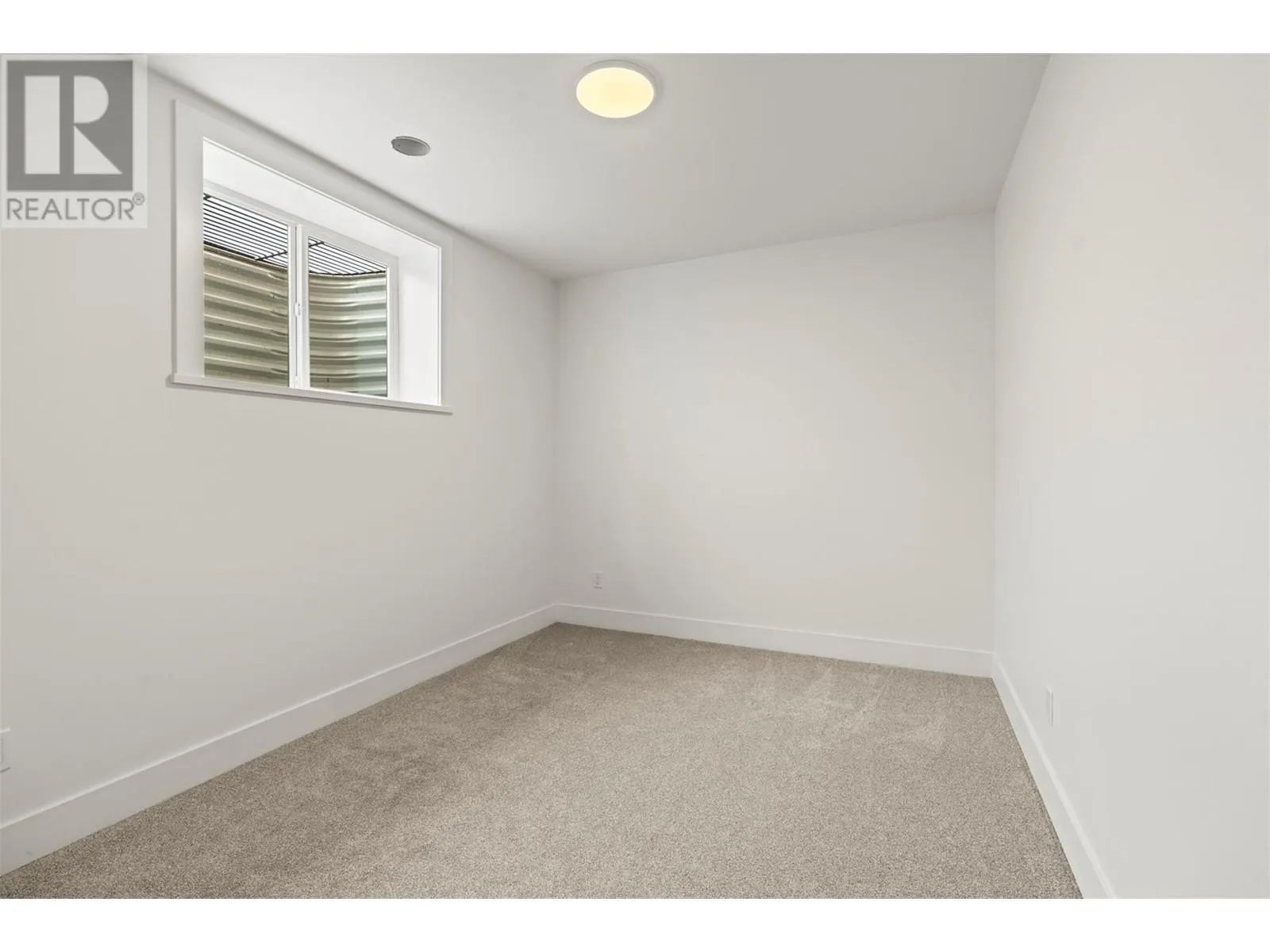 2451 Bradley Drive Unit# 102 Lot# 3