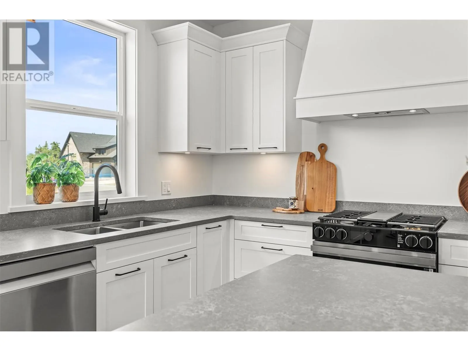 2451 Bradley Drive Unit# 102 Lot# 3