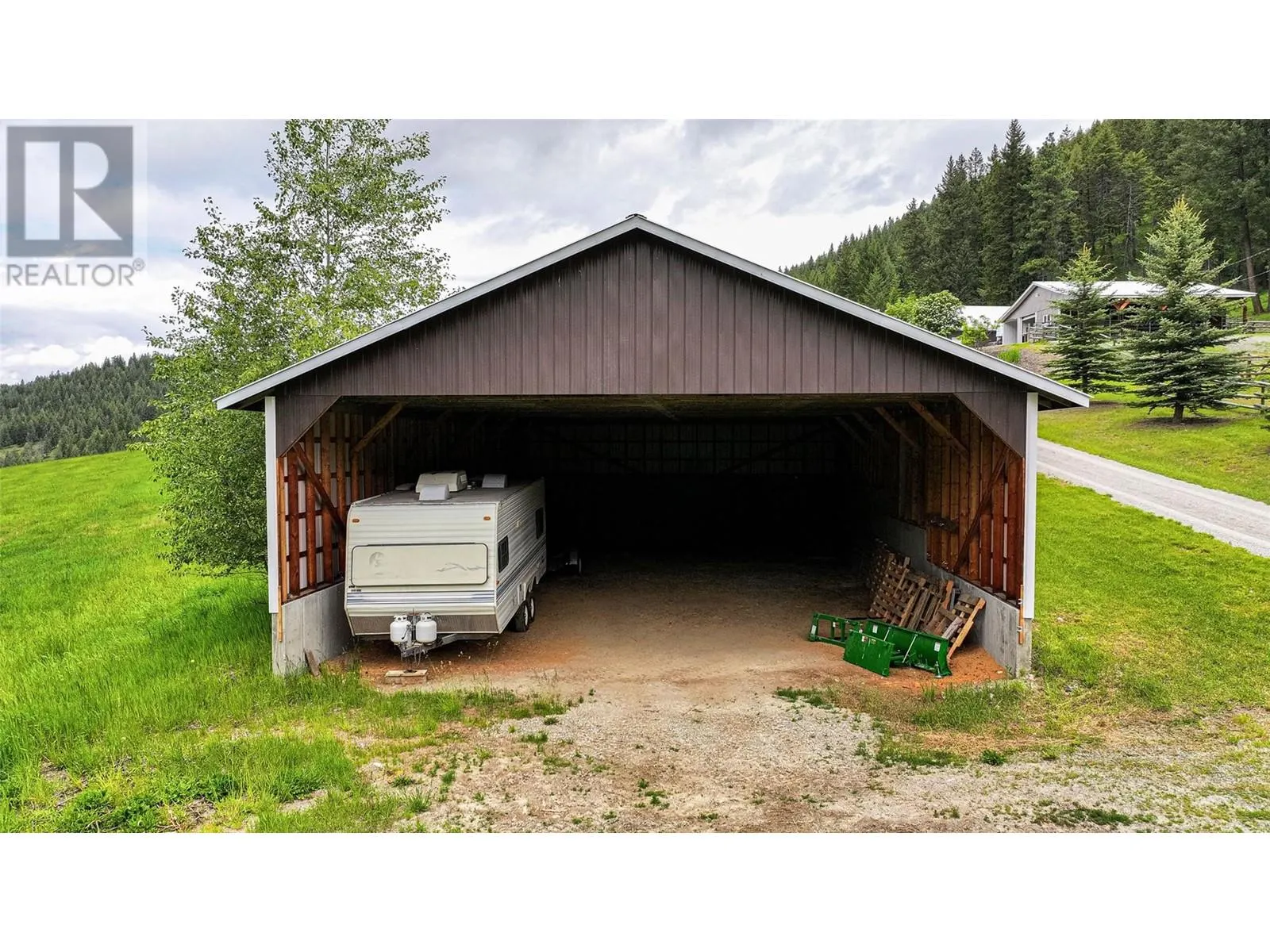 705 Creighton Valley Road