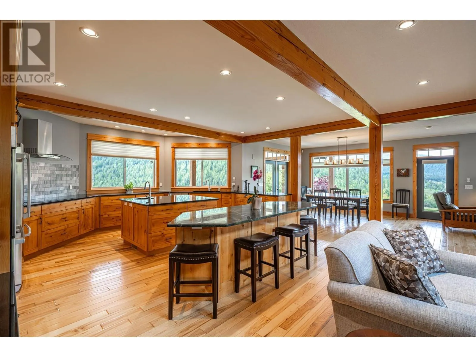 705 Creighton Valley Road