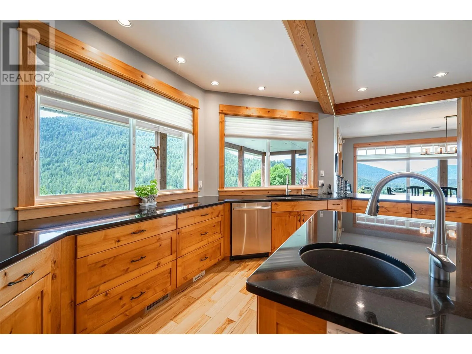 705 Creighton Valley Road