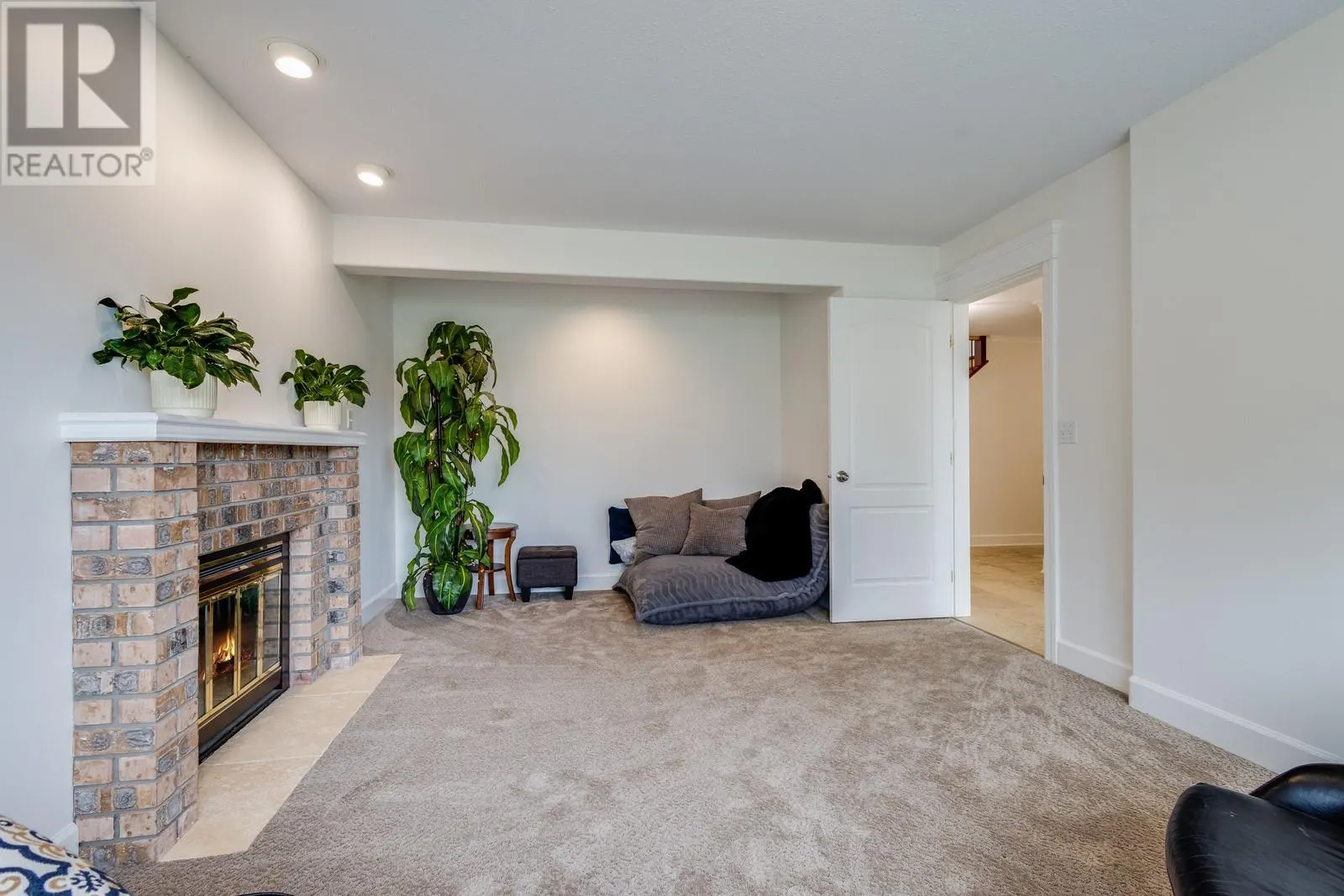 157 Magic Drive