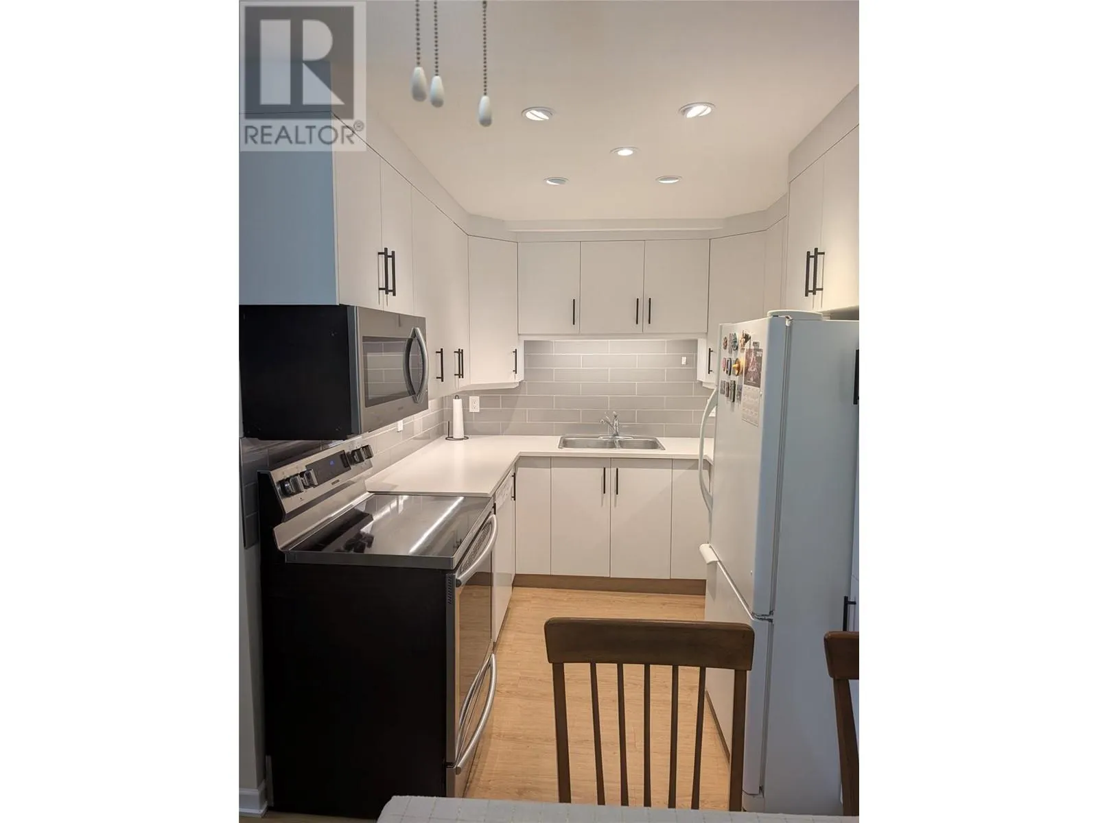 993 KLO Road Unit# 203