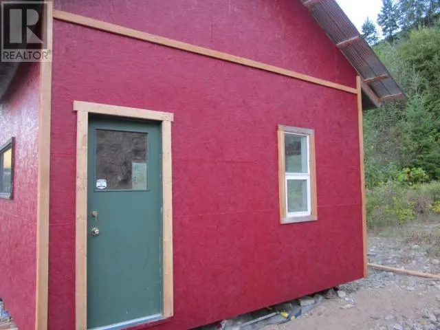 200 LOWER ARROW Lake