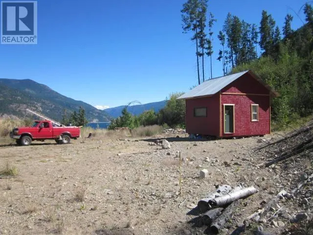 200 LOWER ARROW Lake