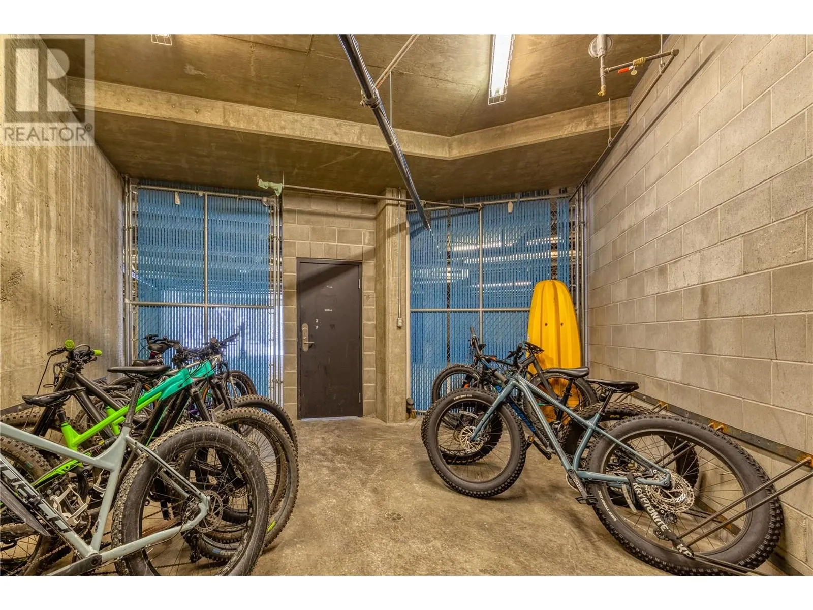 2070 SUMMIT Drive Unit# 307