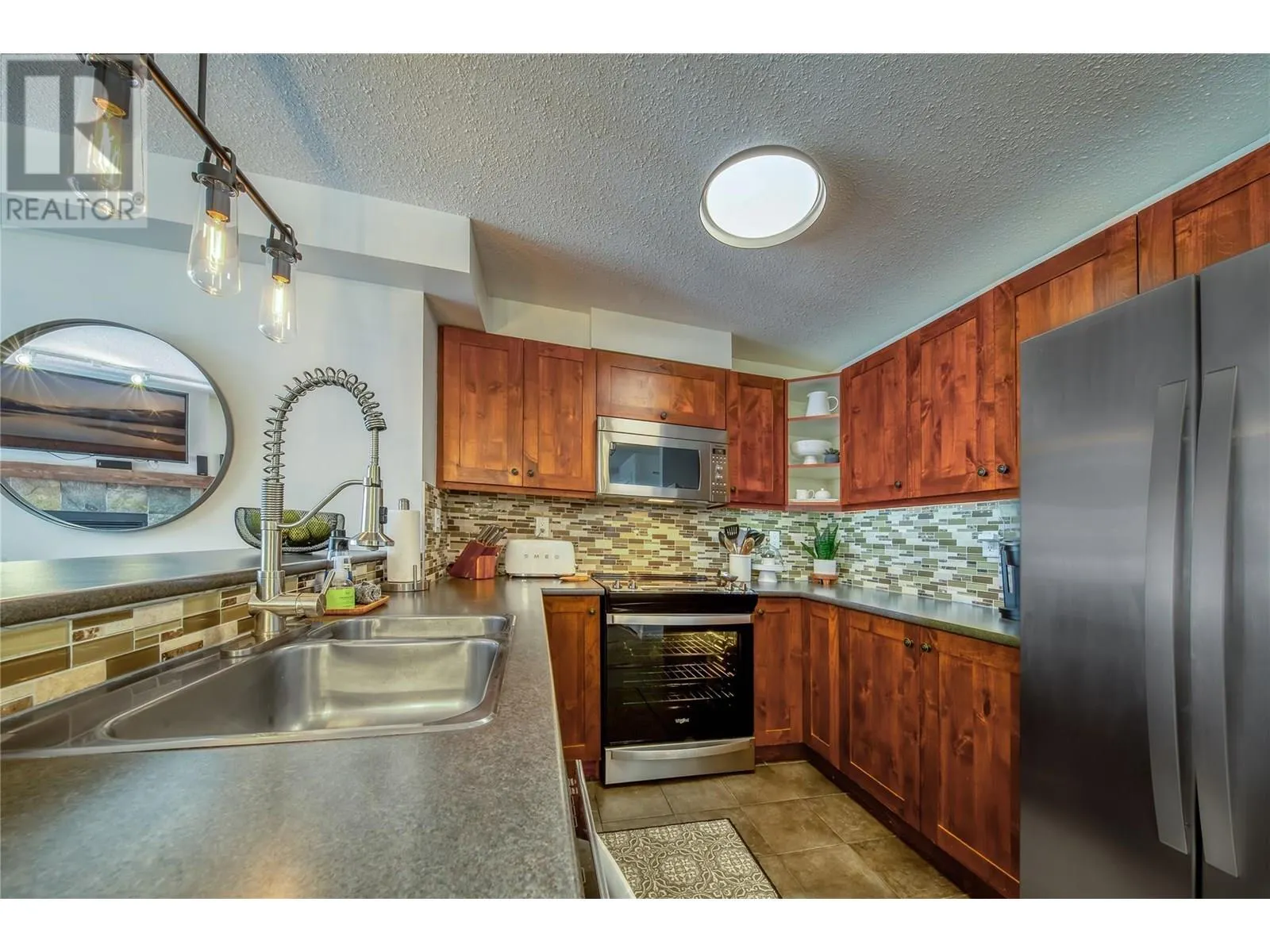 2070 SUMMIT Drive Unit# 307