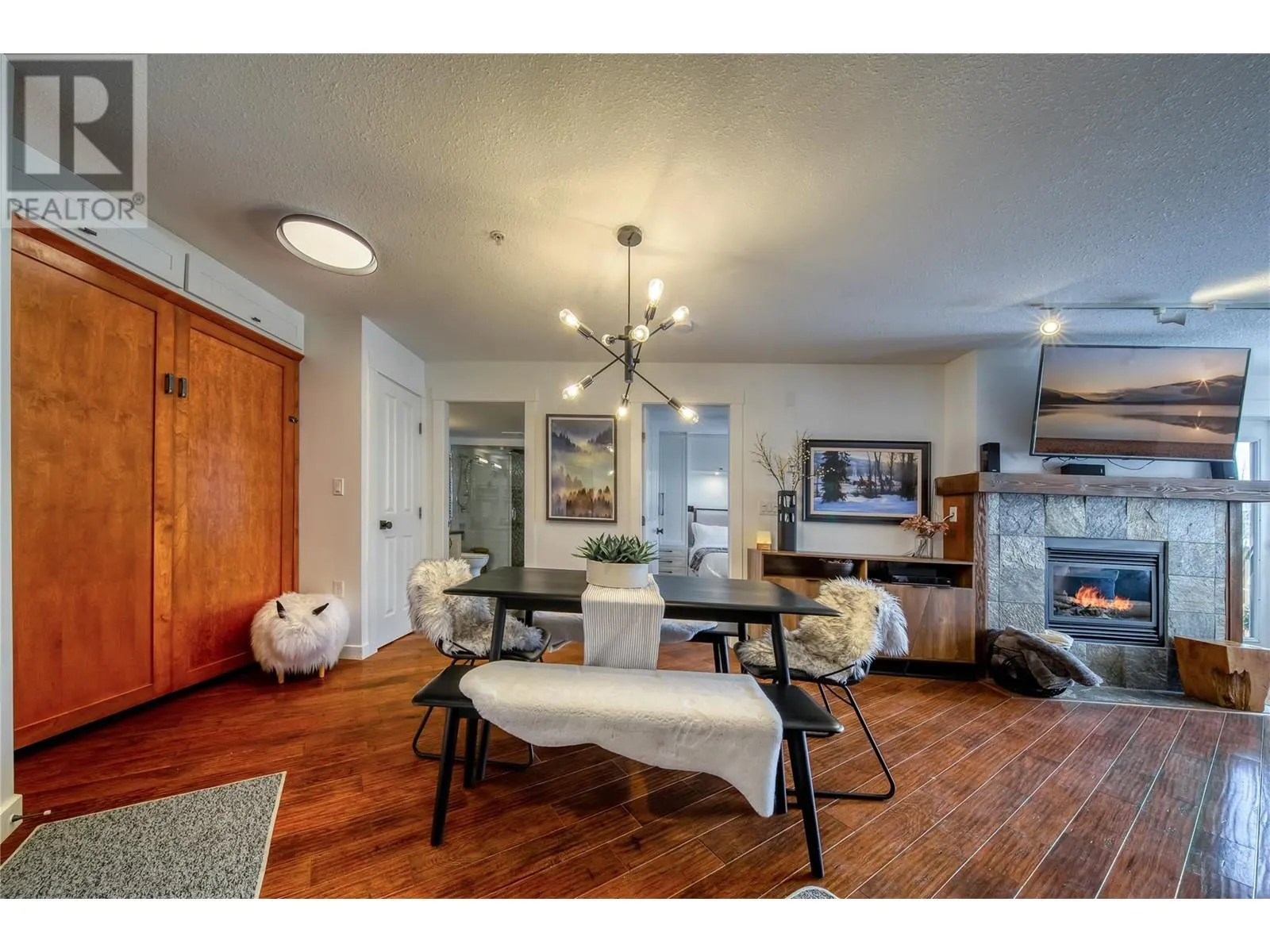 2070 SUMMIT Drive Unit# 307
