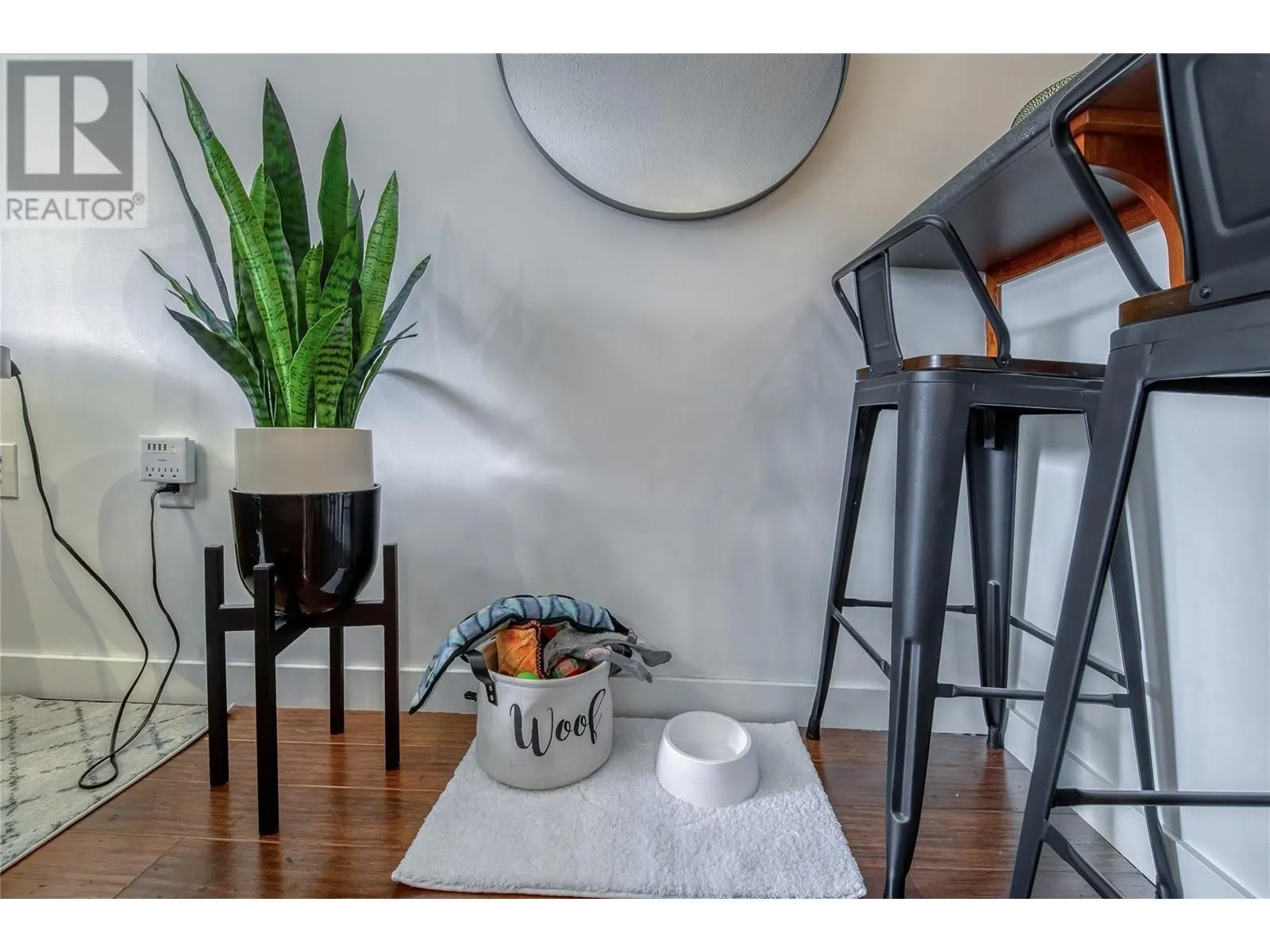 2070 SUMMIT Drive Unit# 307
