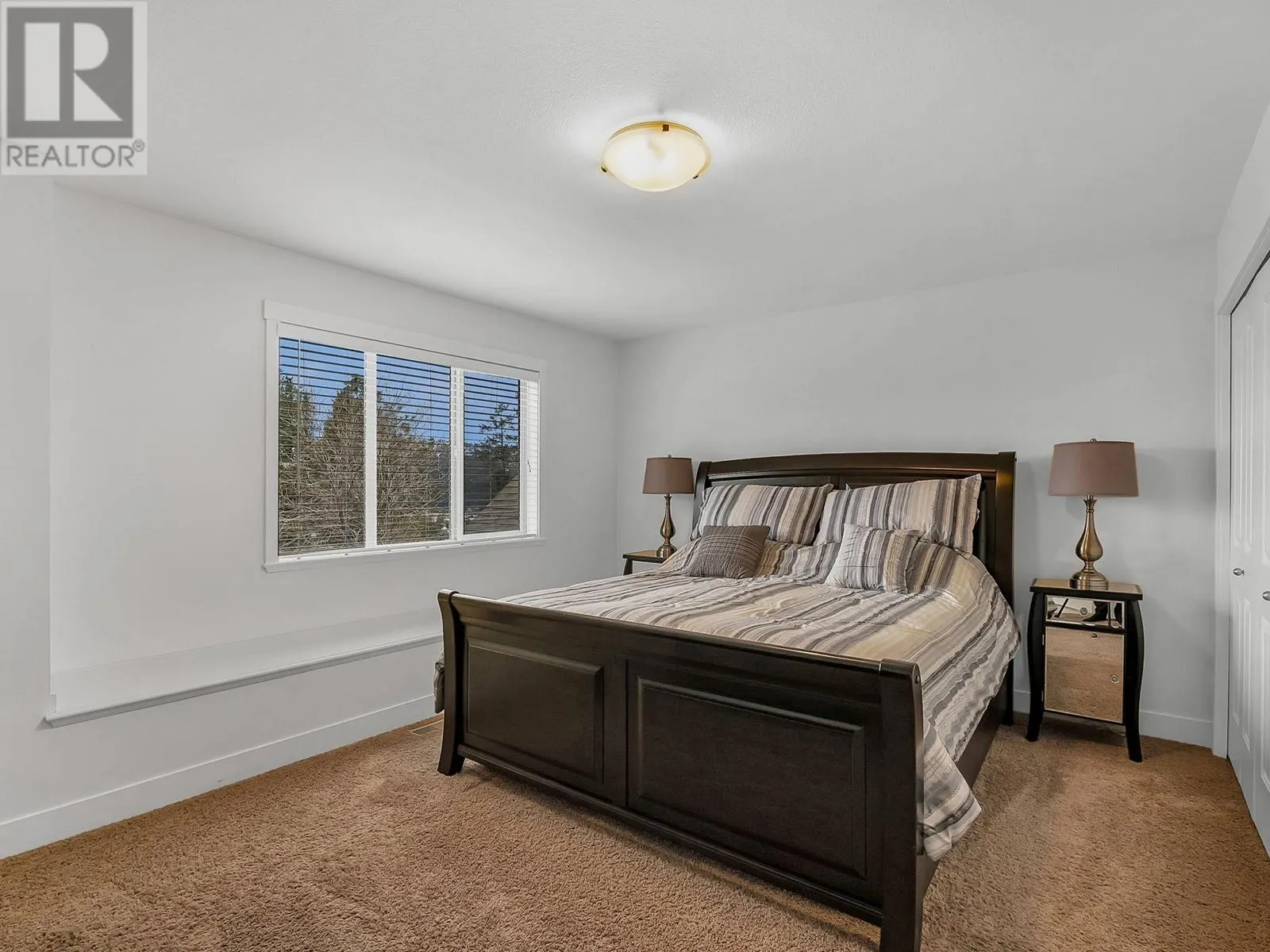 2051 Sunview Drive Unit# 4