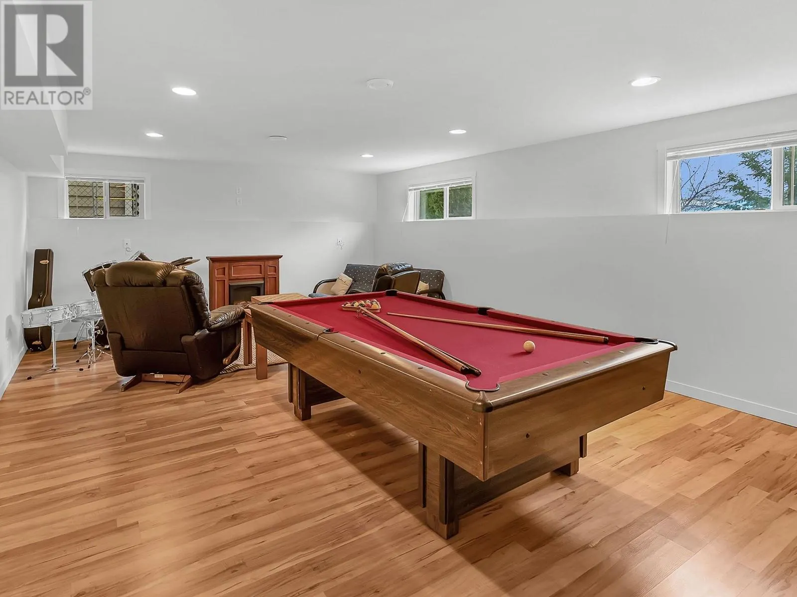 2051 Sunview Drive Unit# 4