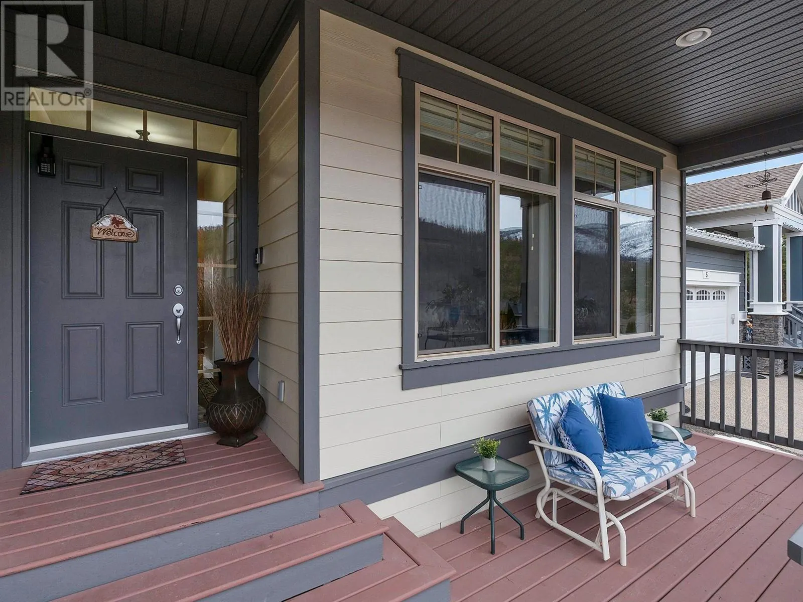 2051 Sunview Drive Unit# 4