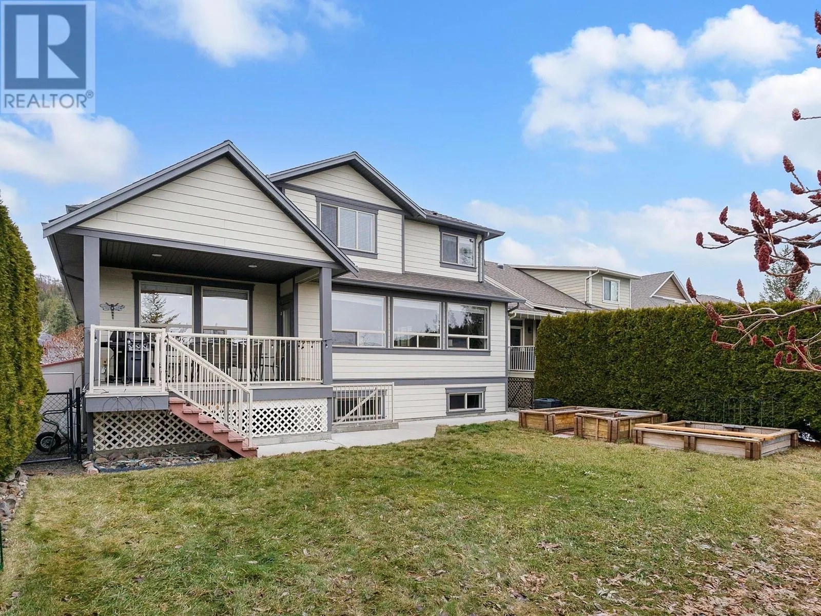 2051 Sunview Drive Unit# 4