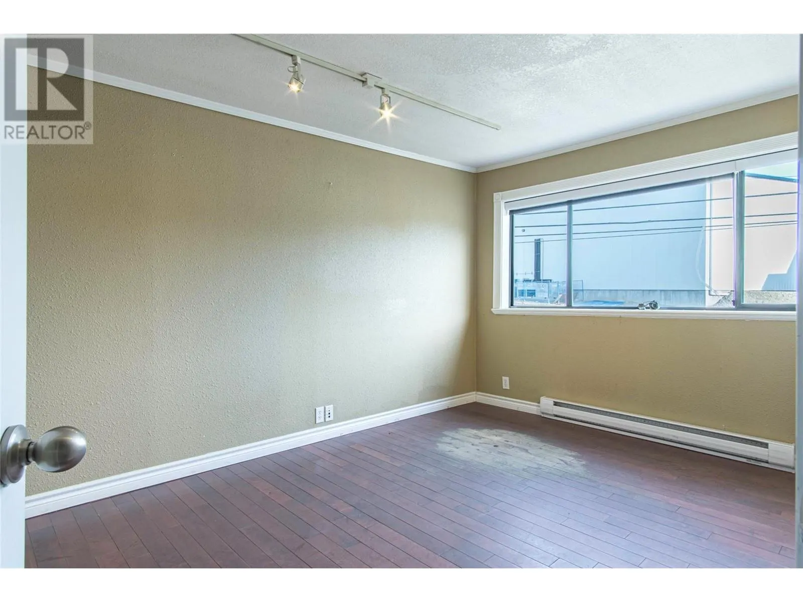 740 Waddington Drive Unit# 12