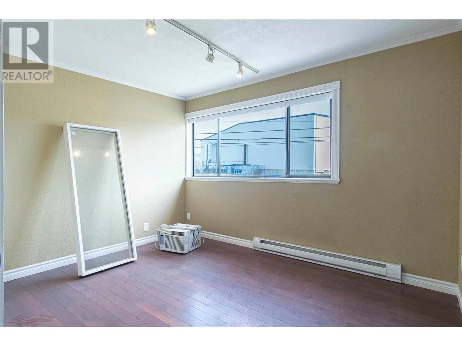 740 Waddington Drive Unit# 12