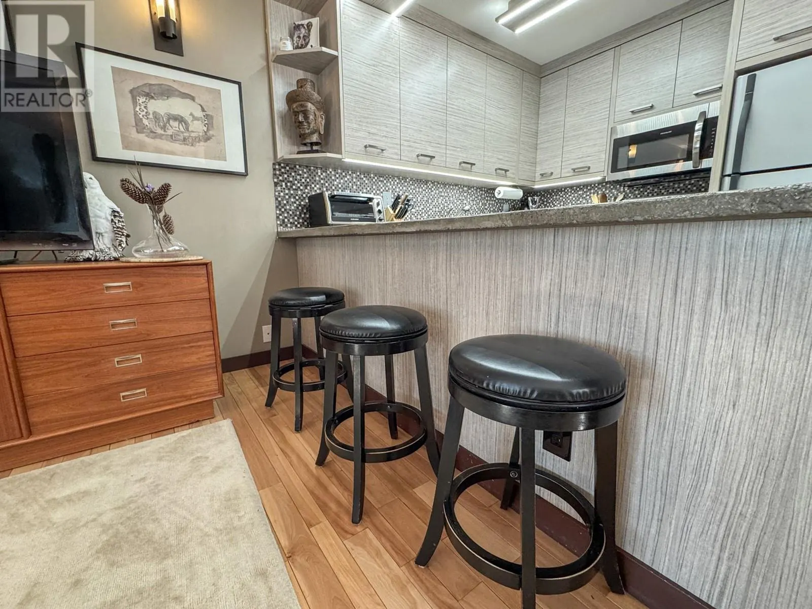 1492 Akiskinook Road Unit# 1