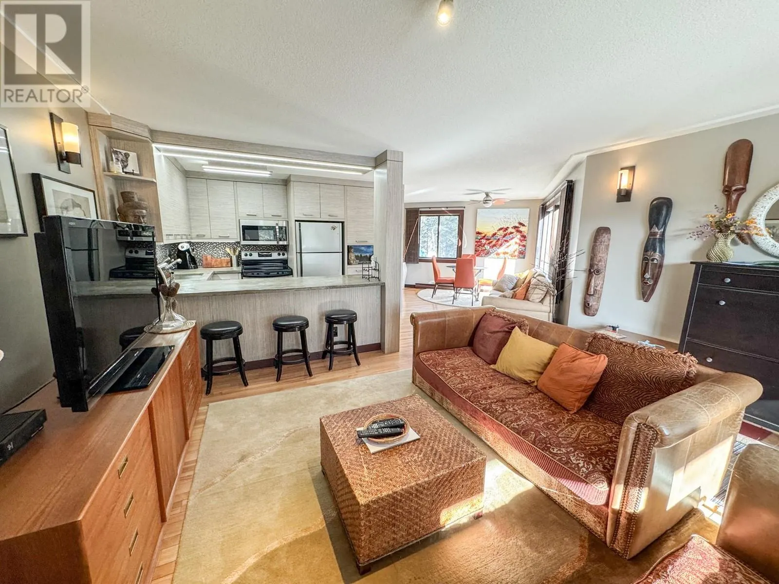 1492 Akiskinook Road Unit# 1