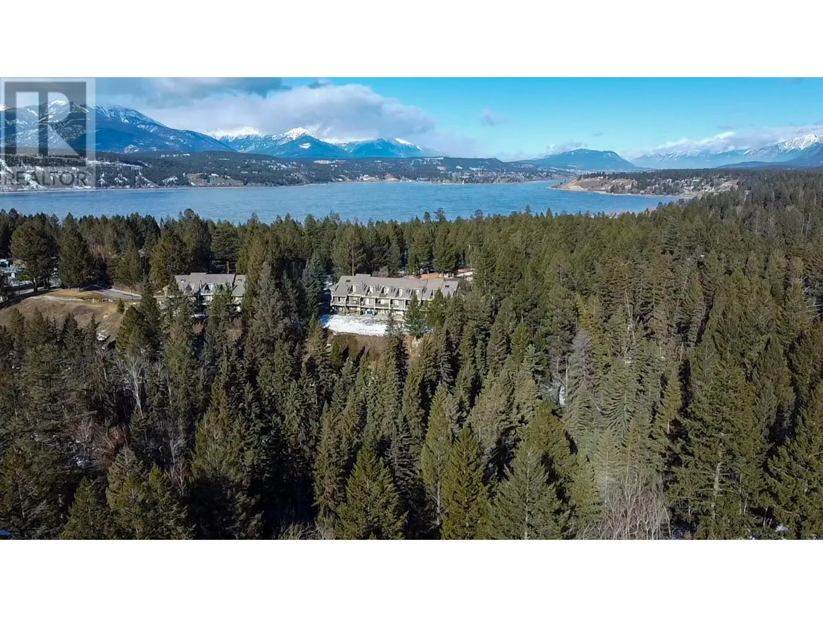 1492 Akiskinook Road Unit# 1