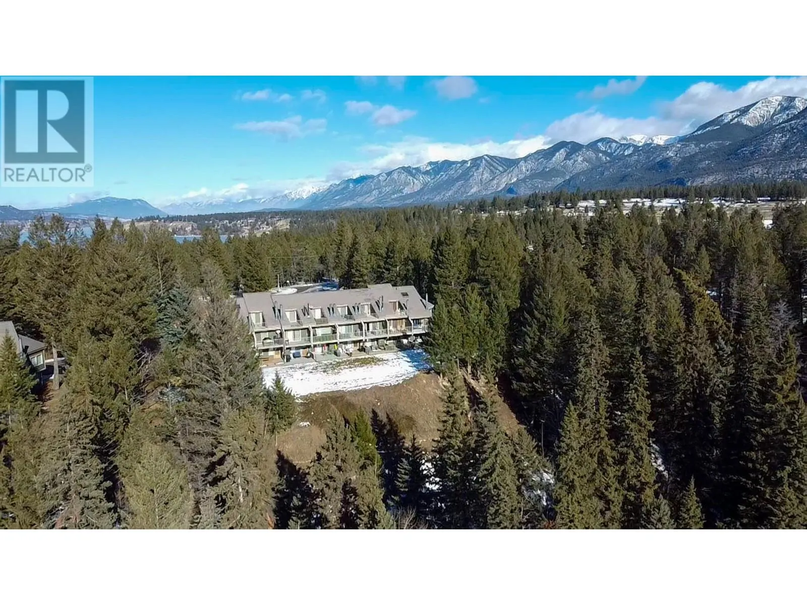 1492 Akiskinook Road Unit# 1