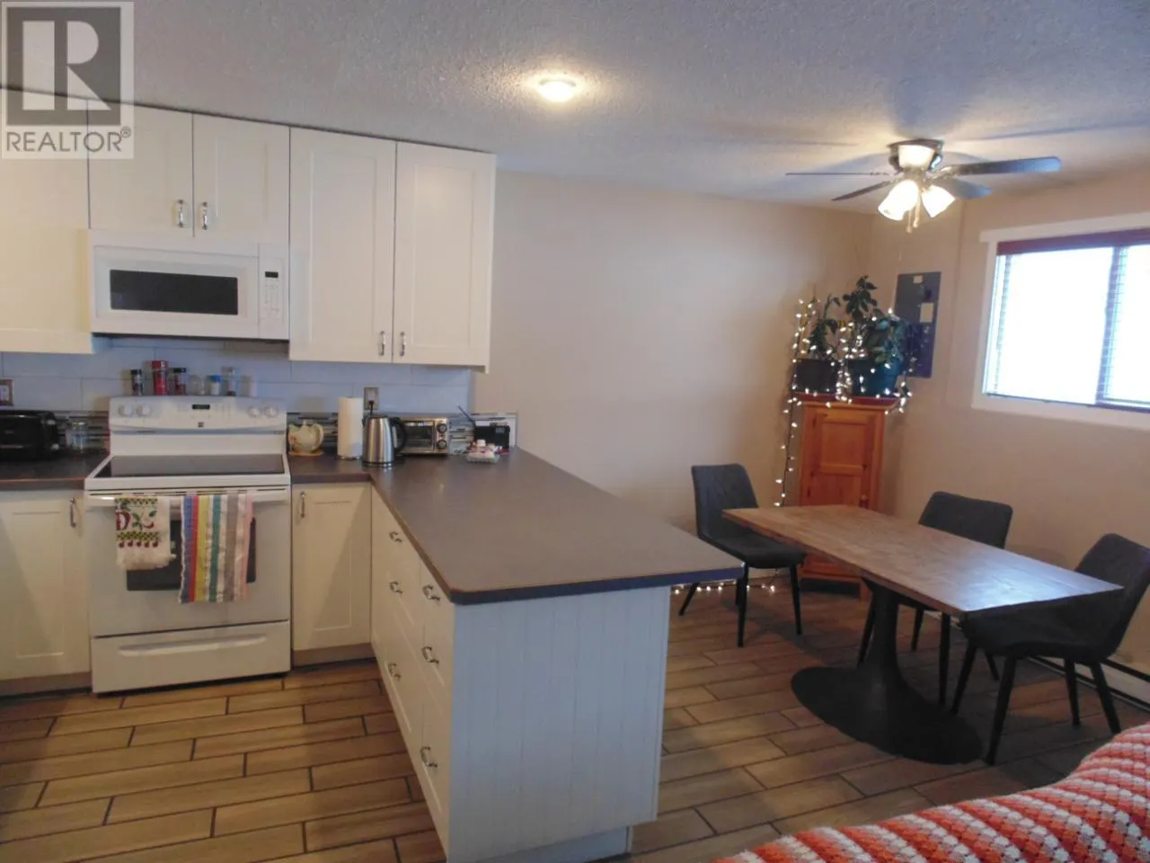 609-611 CHRISTINA Place