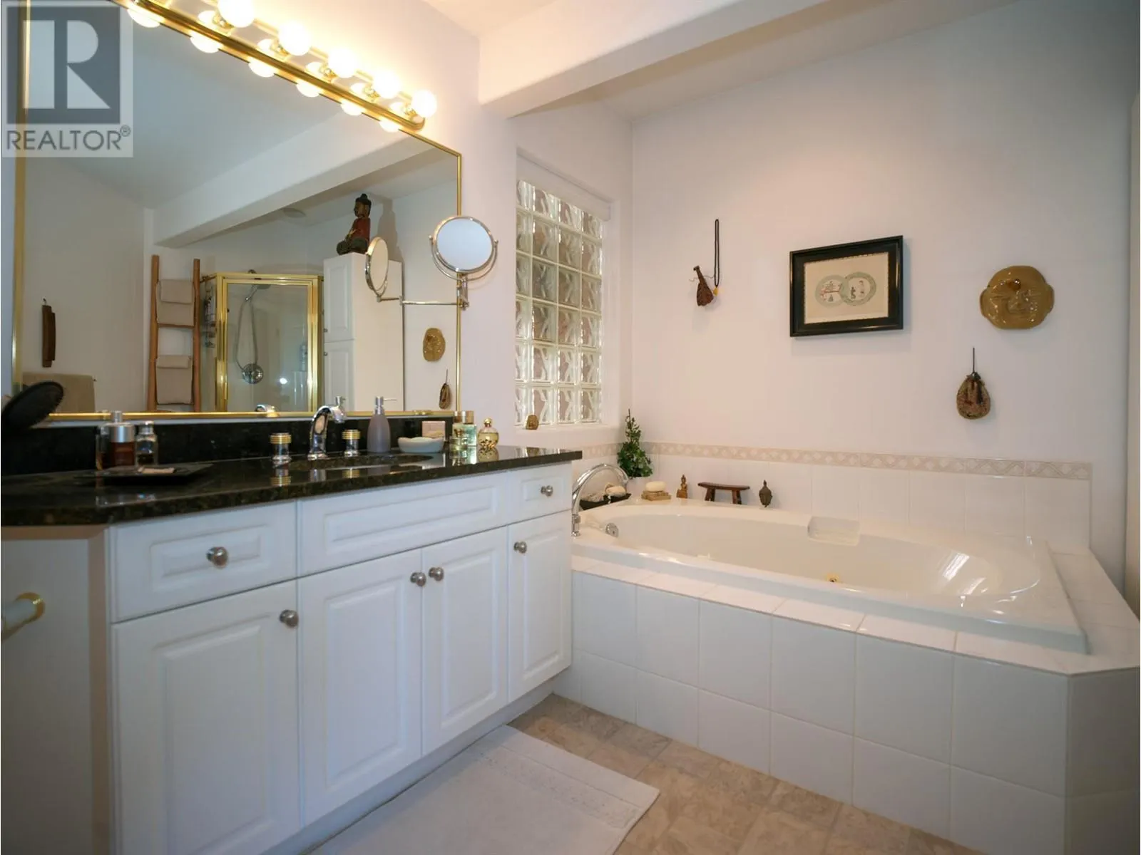 83 Peregrine Way Unit# 5