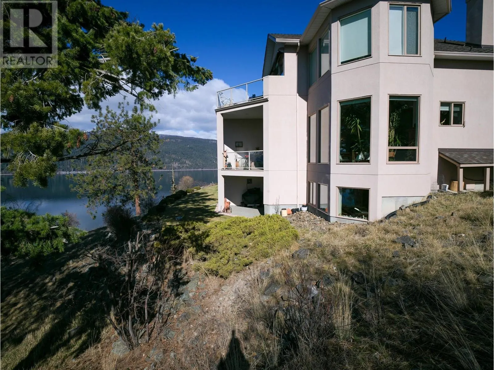 83 Peregrine Way Unit# 5
