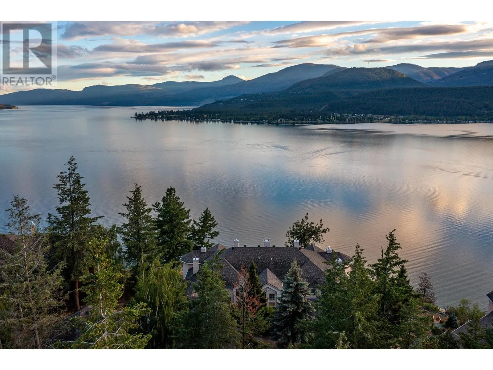 83 Peregrine Way Unit# 5