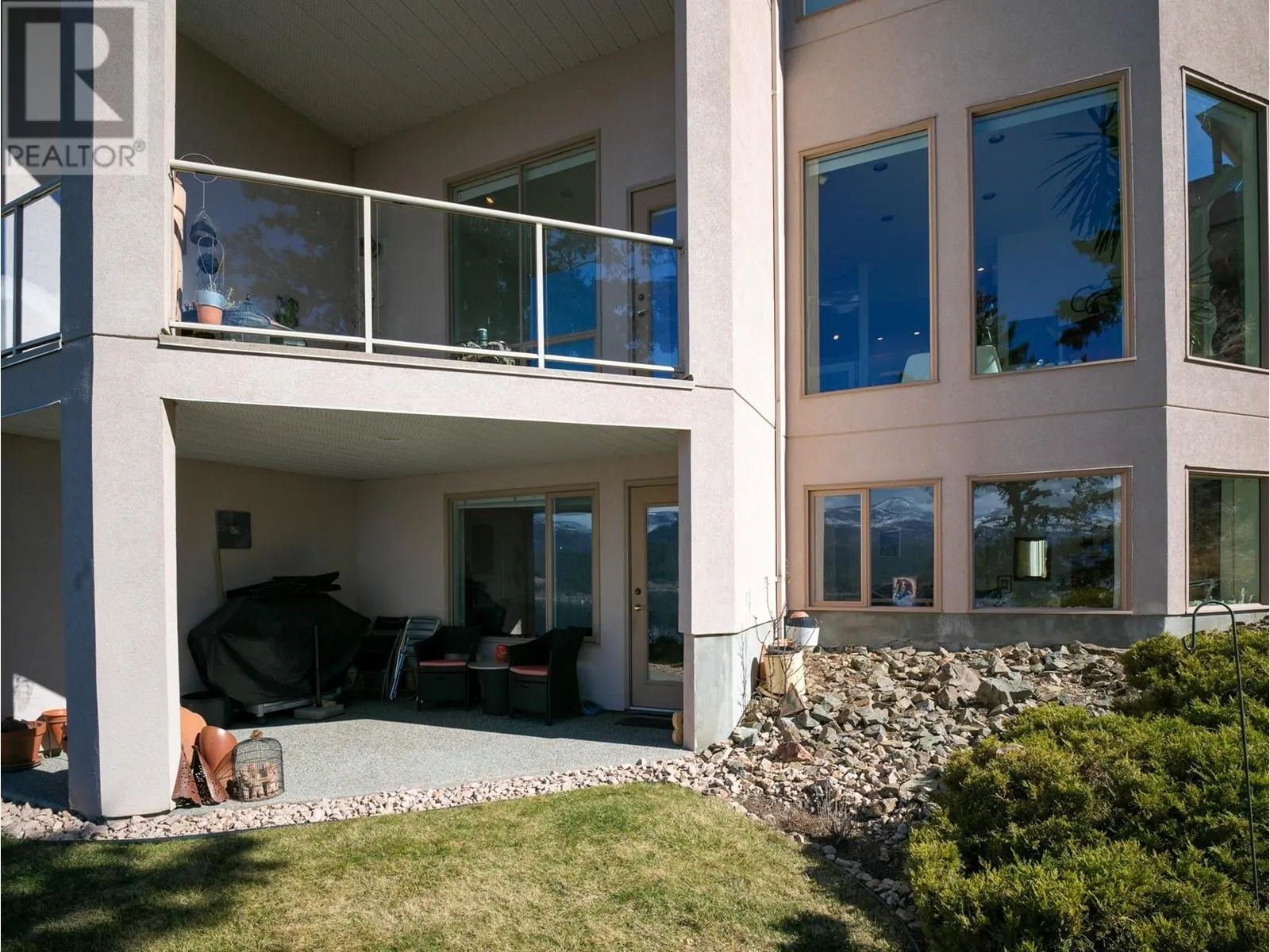 83 Peregrine Way Unit# 5