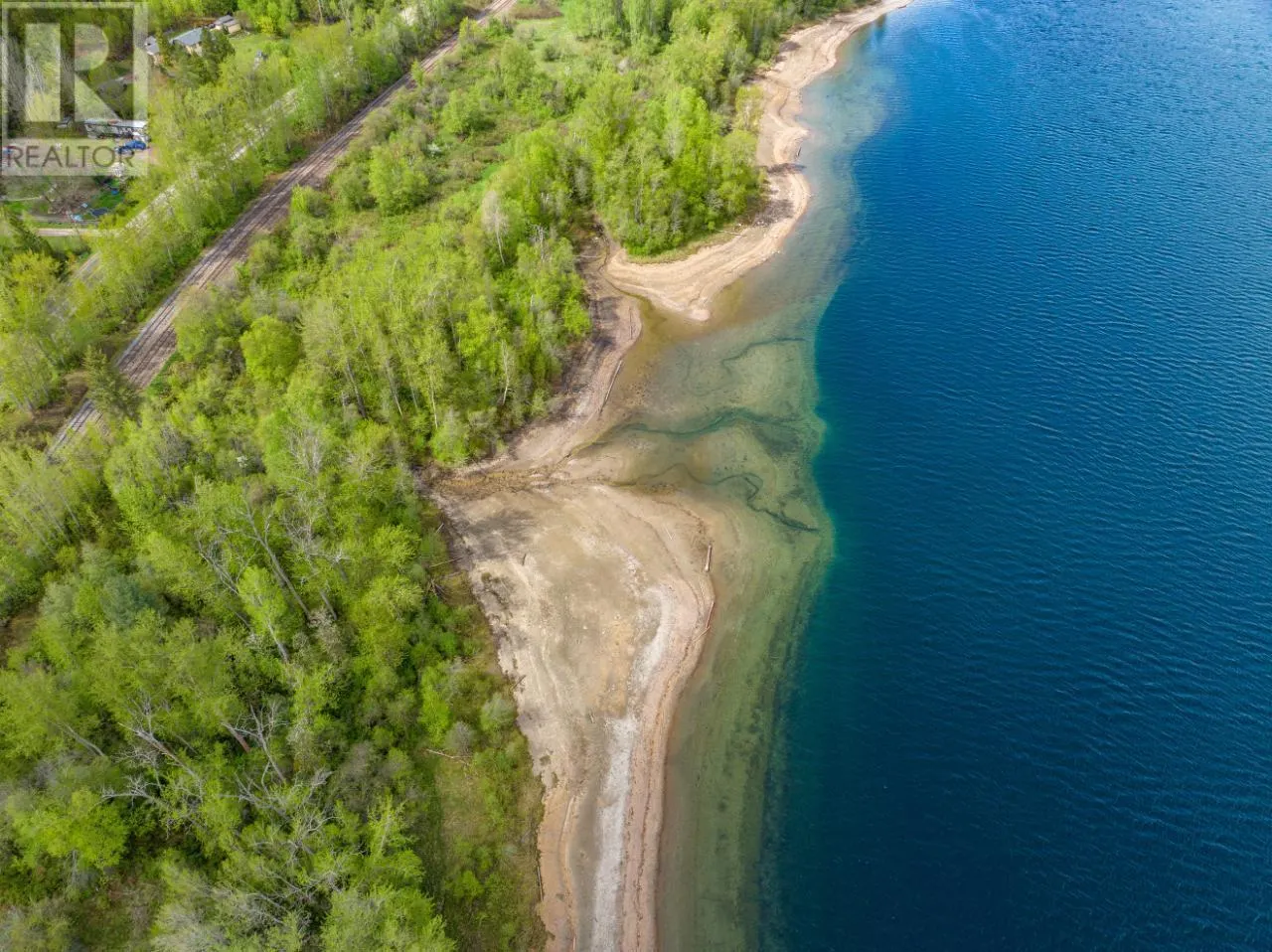 1601 ARROW LAKES Drive