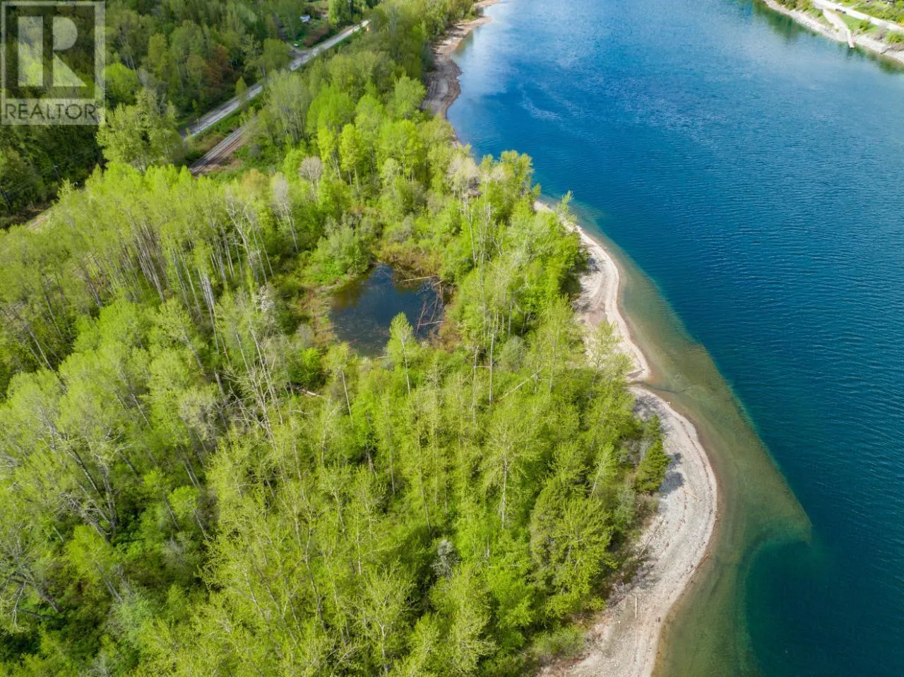 1601 ARROW LAKES Drive