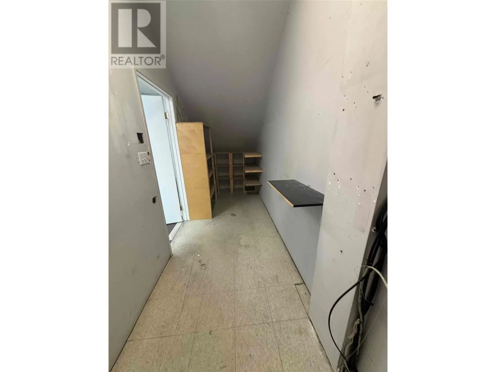 1715 Dickson Avenue Unit# 140