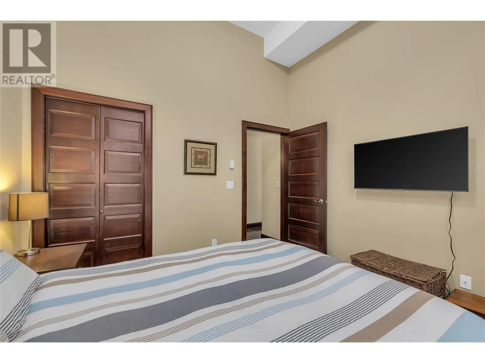 7700 Porcupine Road Unit# 3-104