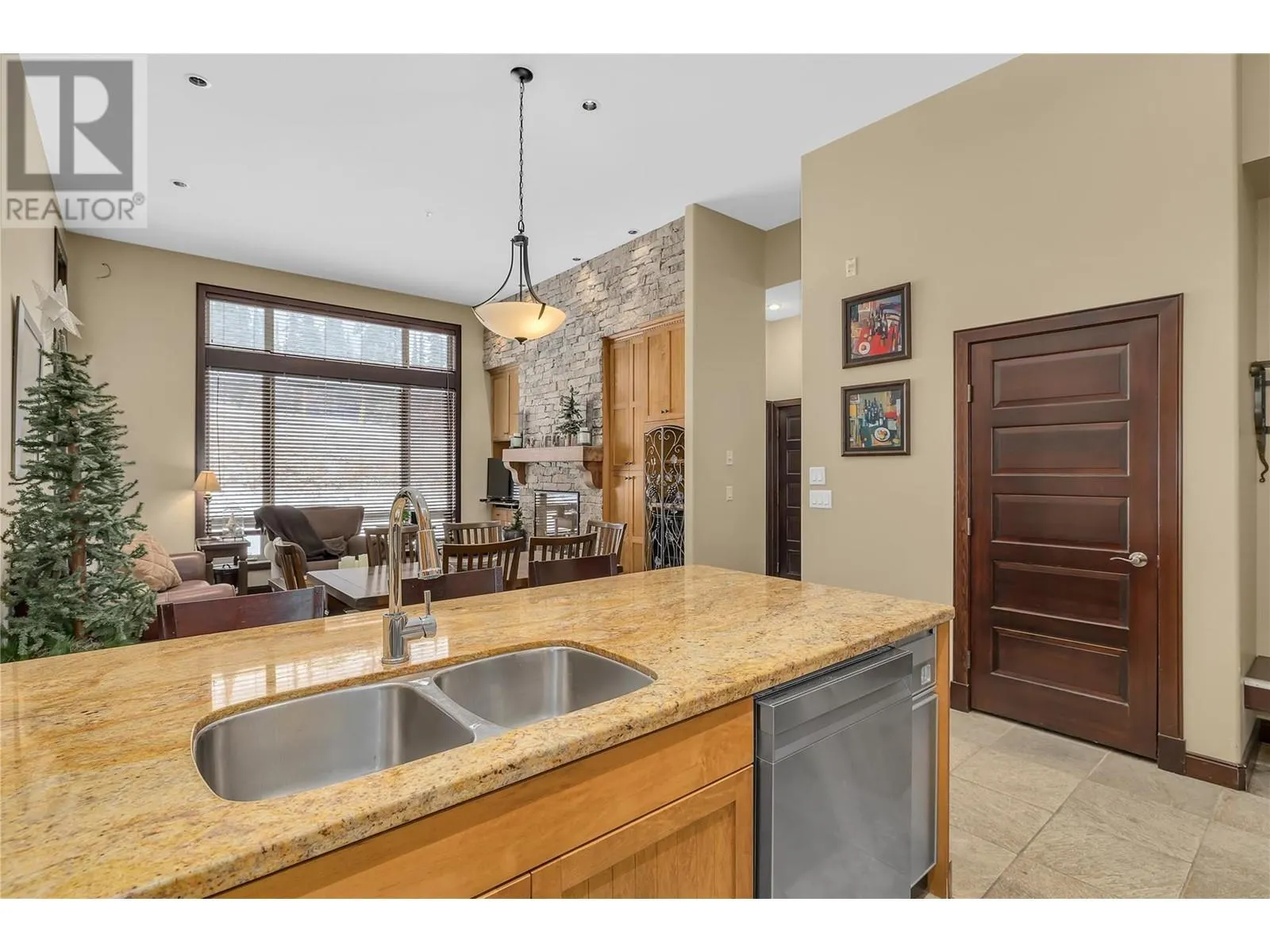 7700 Porcupine Road Unit# 3-104