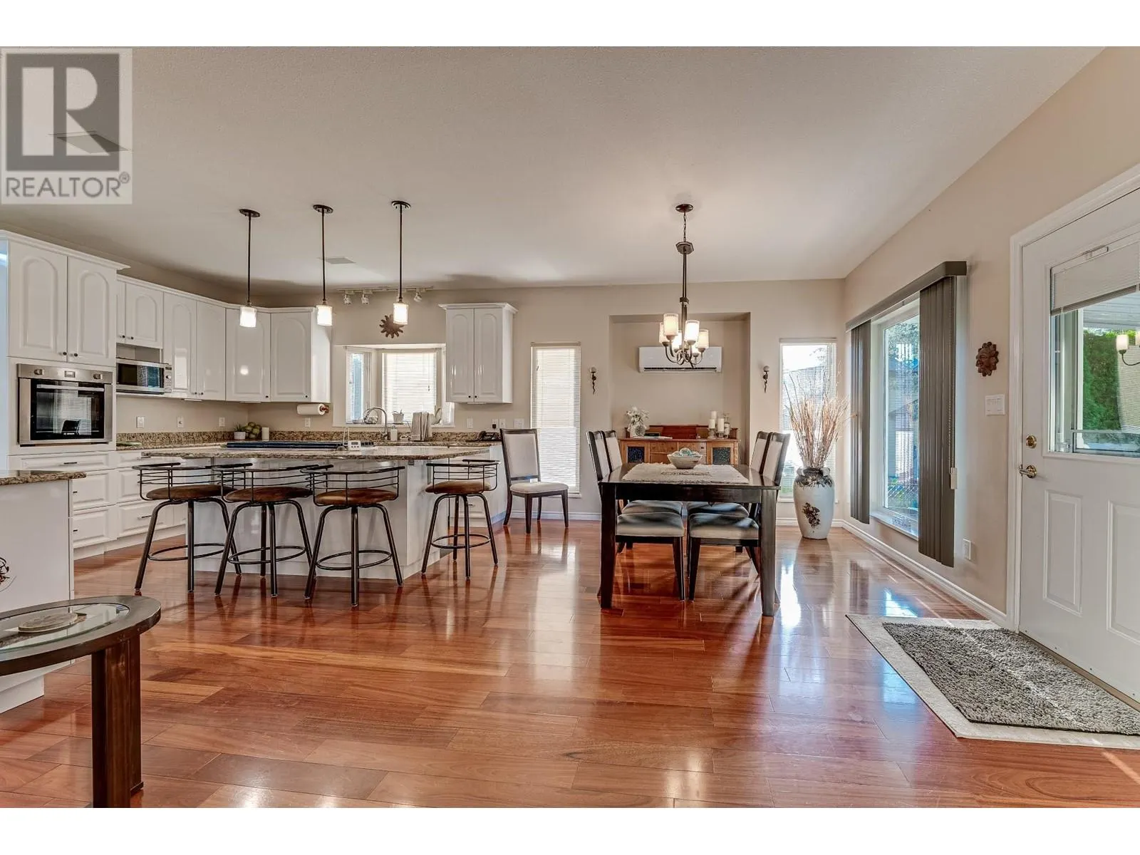 2642 Golf View Place