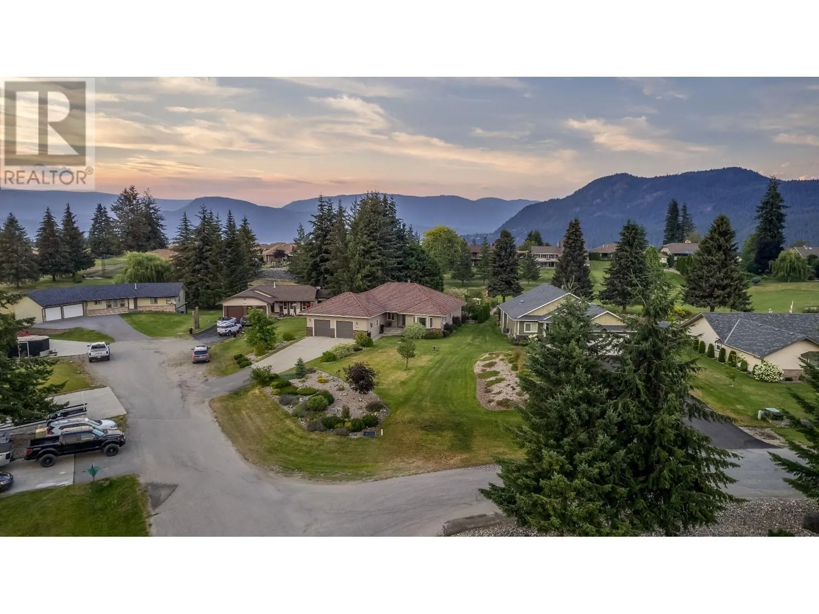 2642 Golf View Place