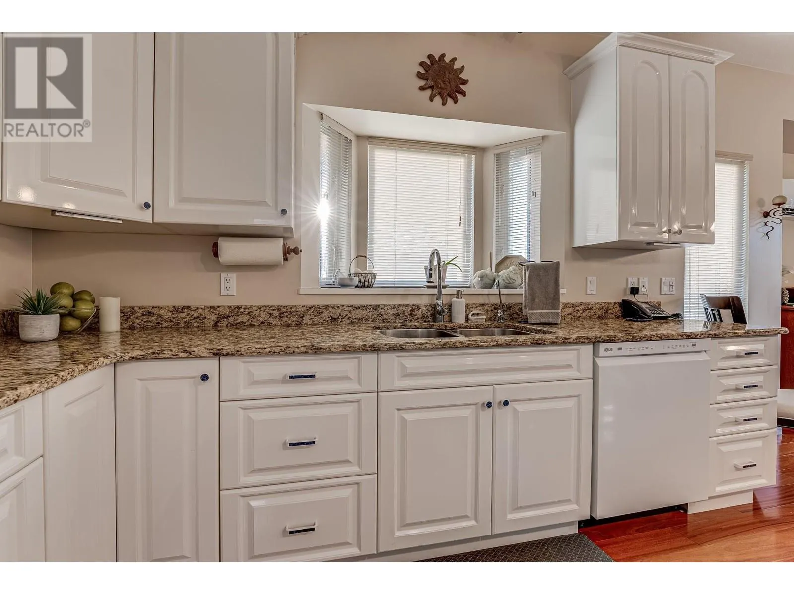 2642 Golf View Place