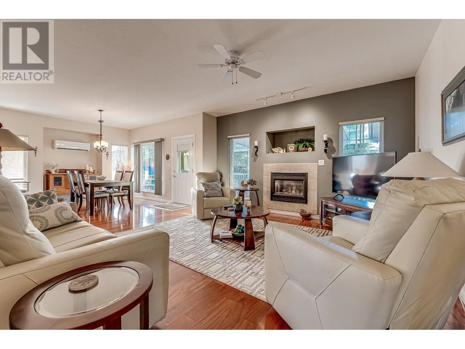 2642 Golf View Place