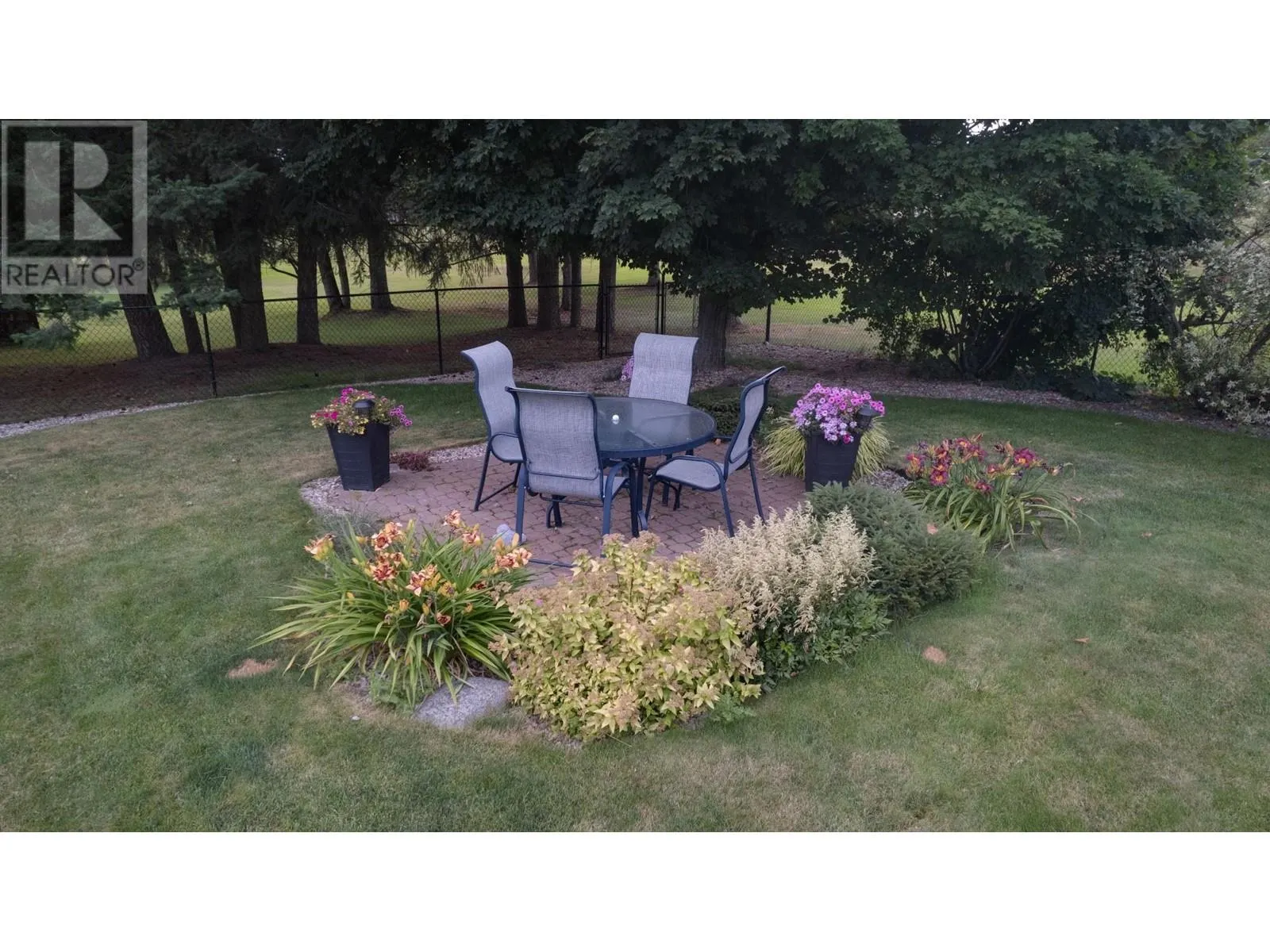 2642 Golf View Place