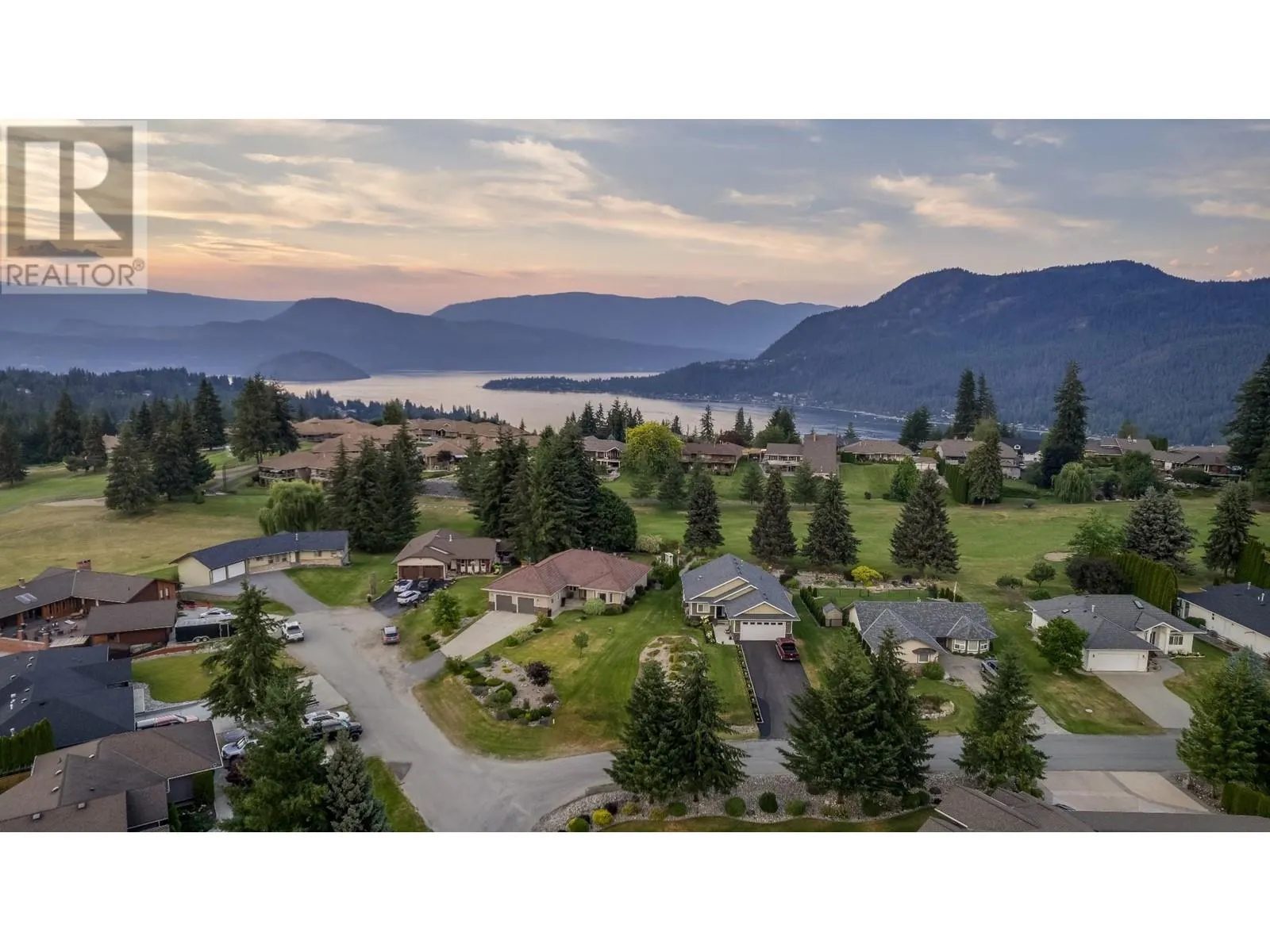 2642 Golf View Place