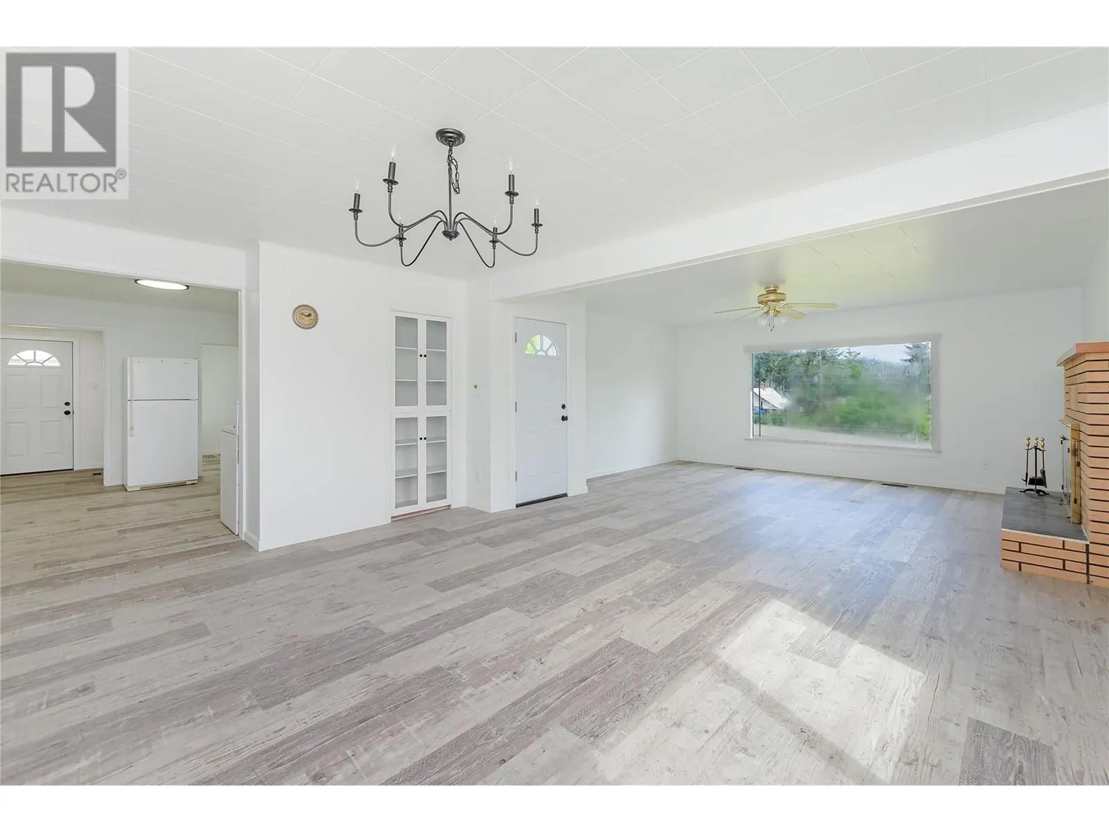 174 Salmon Arm Drive