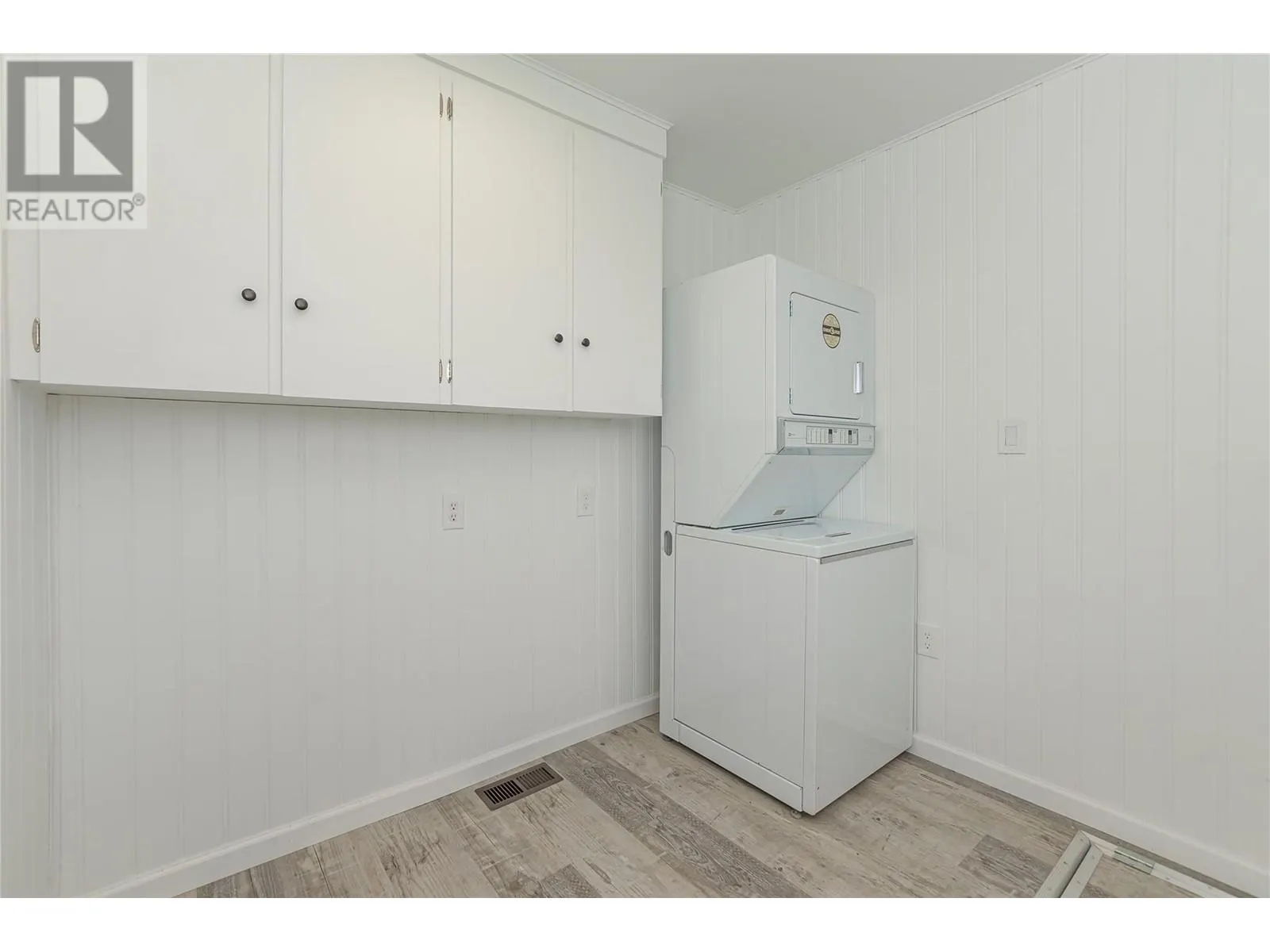 174 Salmon Arm Drive