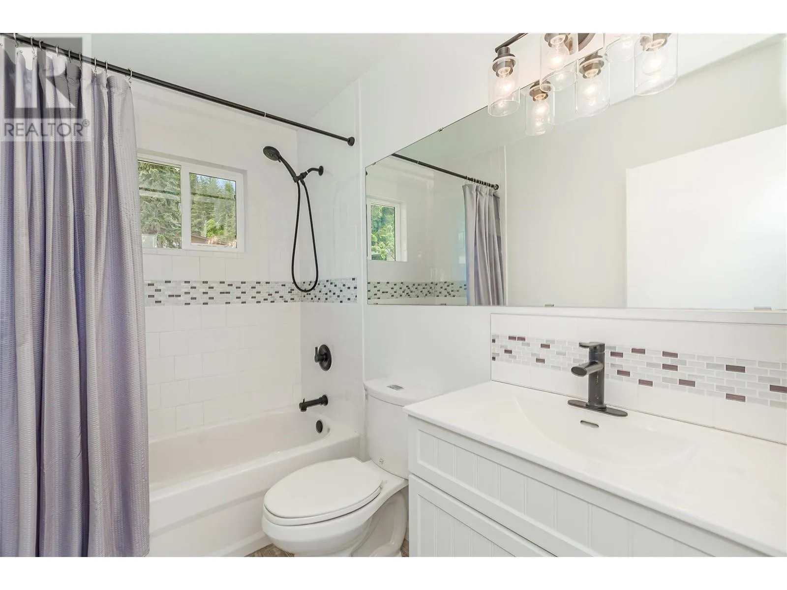 174 Salmon Arm Drive