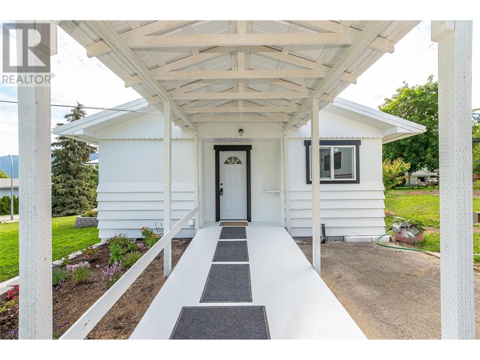 174 Salmon Arm Drive