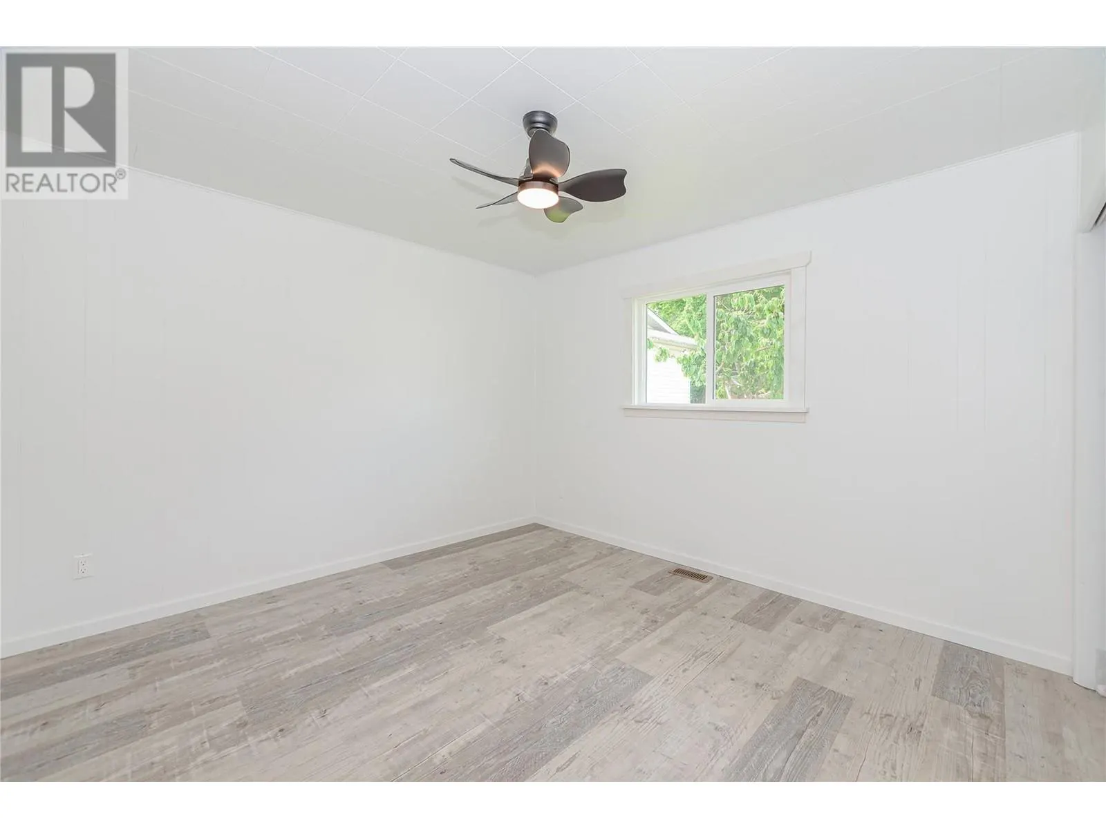 174 Salmon Arm Drive