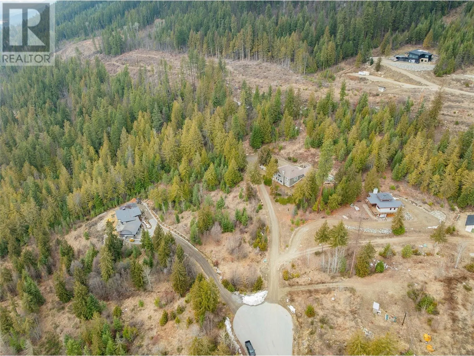 185 LAKEVIEW Drive