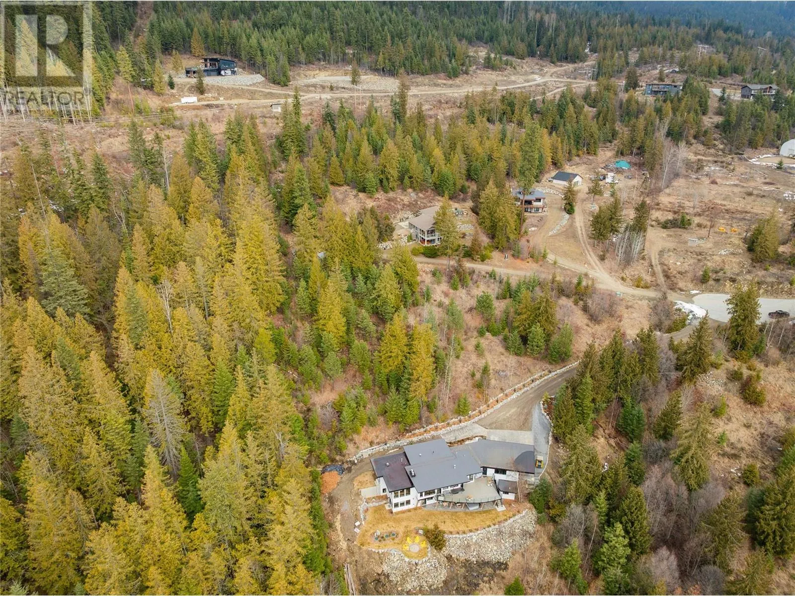 185 LAKEVIEW Drive