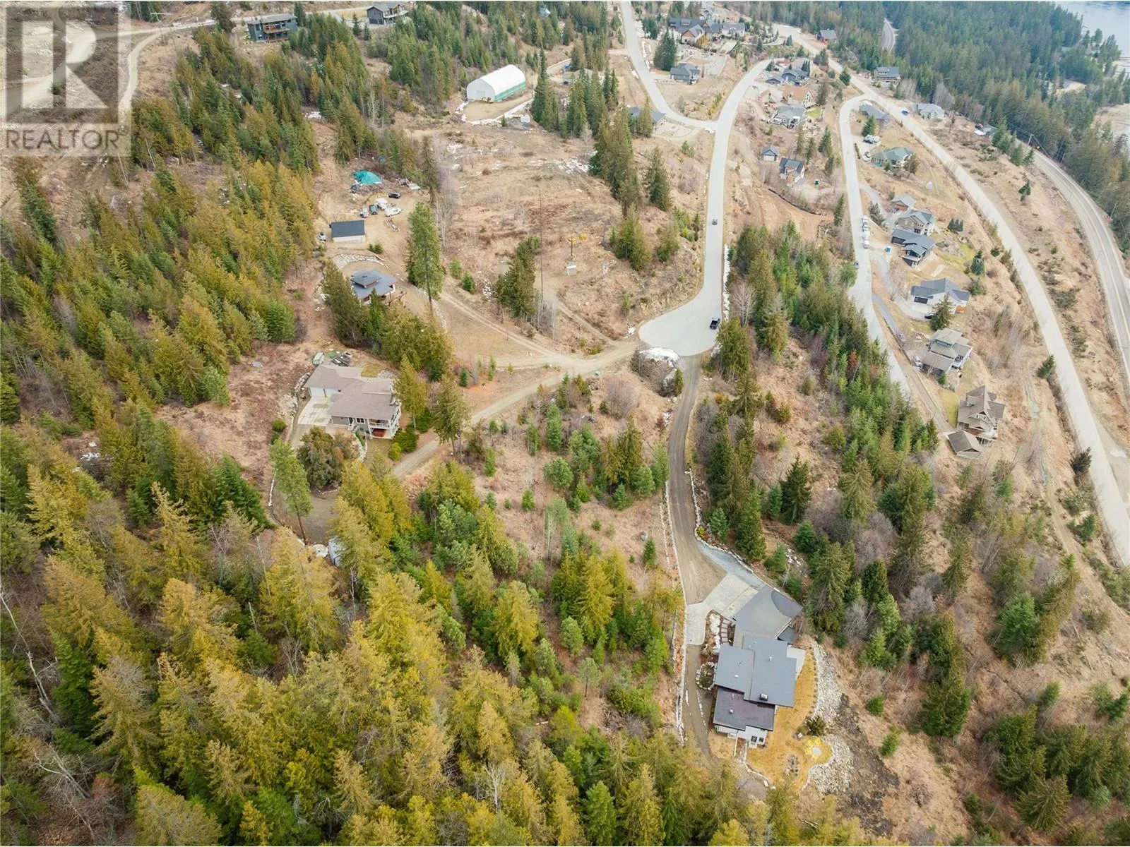 185 LAKEVIEW Drive